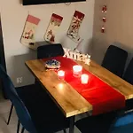 Jej I Jego - Eleganckie Z Balia Na Wylacznosc Holiday home Niewiesze