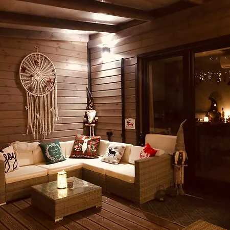 Jej I Jego - Eleganckie Z Balia Na Wylacznosc Niewiesze