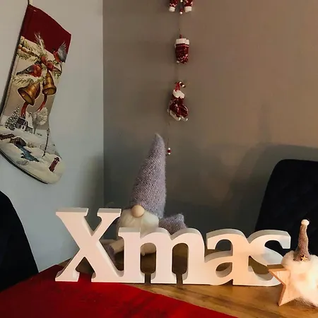 Jej I Jego - Eleganckie Z Balia Na Wylacznosc * Niewiesze