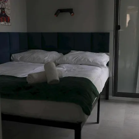 Jej I Jego - Eleganckie Z Balia Na Wylacznosc Holiday home Niewiesze