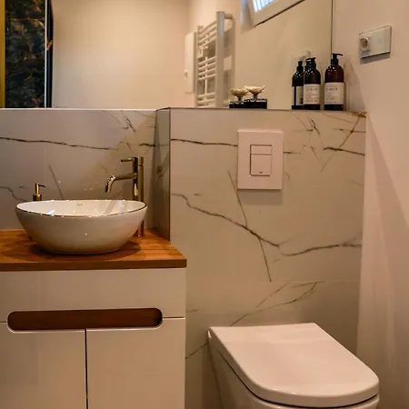 Jej I Jego - Eleganckie Z Balia Na Wylacznosc * Niewiesze