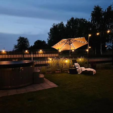 Jej I Jego - Eleganckie Z Balia Na Wylacznosc Holiday home *