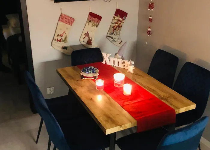 Jej I Jego - Eleganckie Z Balia Na Wylacznosc בית נופש Niewiesze