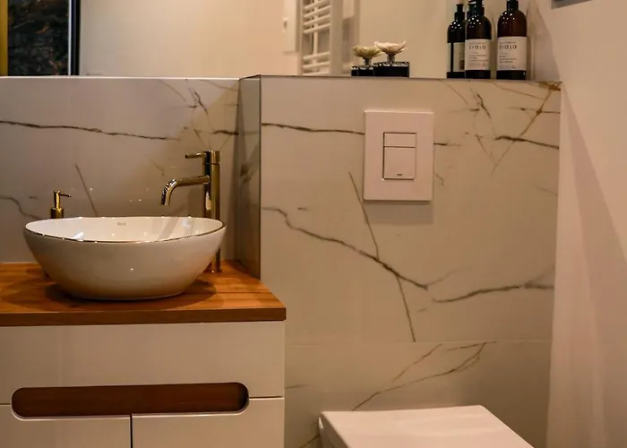 Jej I Jego - Eleganckie Z Balia Na Wylacznosc * Niewiesze