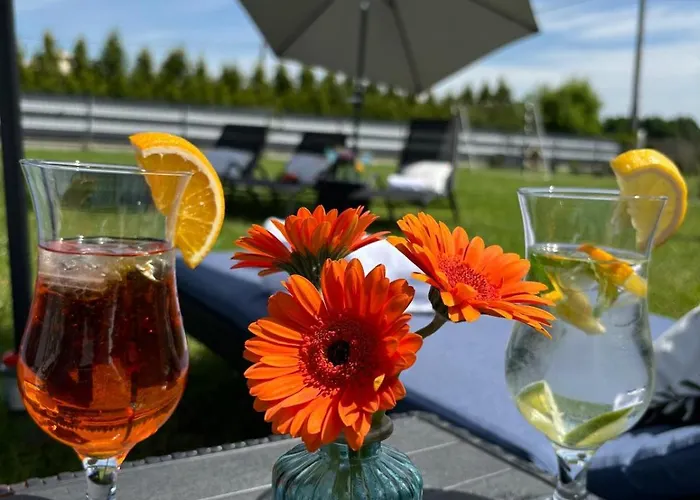 בית נופש Jej I Jego - Eleganckie Z Balia Na Wylacznosc Niewiesze