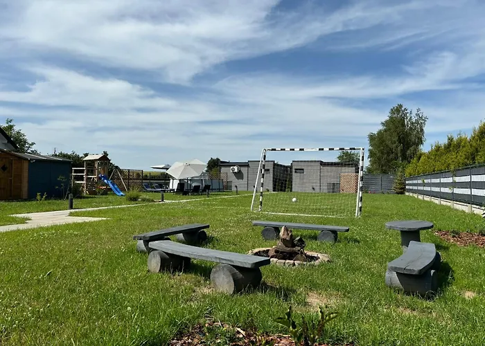 Jej I Jego - Eleganckie Z Balia Na Wylacznosc Niewiesze